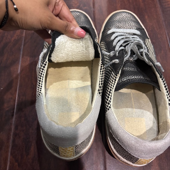 Dolce Vita Zina Sneaker - Picture 15 of 16